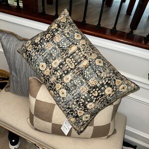 Throw Pillow *NEW*